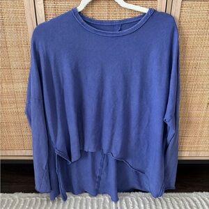 Urban Outfitters women’s long sleeve top purple size Medium